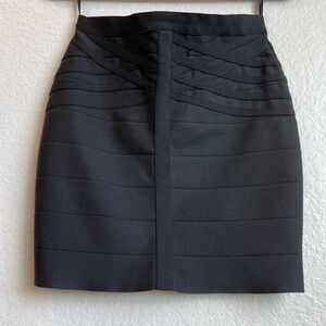 WINDSOR • Black Body-Con Skirt • Medium